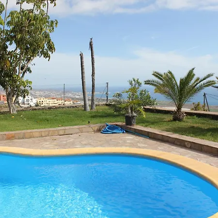 Con Piscina, Preciosas Vistas Chalet