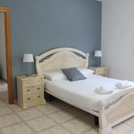 Chalet Con Piscina, Preciosas Vistas